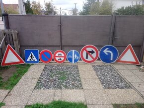 Dopravné značky, značenie - 10