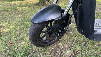Predam elektricky Skuter LA Soirus vo výbornom stave lítiová - 10
