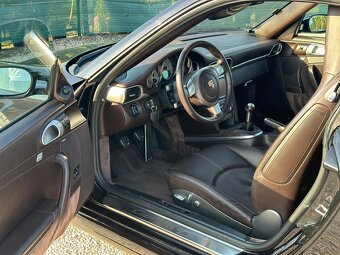 Predám krásne Porsche 911 Carrera 4S TYP 997 r.v. 2006 - 10