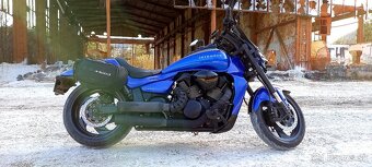 Suzuki INTRUDER VZR 1800 R BOSS - 10