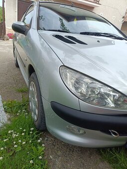 Predám PEUGEOT 206, 1.4E, HATCHBACK 5DV. - 10