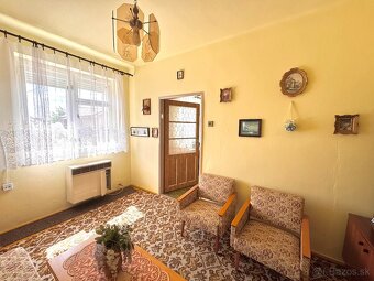 Predaj-5i dom s pekným pozemkom a garážou Tvrdošovce - 10