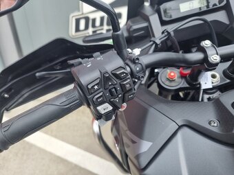 Honda CRF 1100 Africa Twin DCT - 10