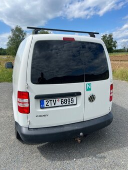 VW CADDY 1.6 TDI 55 KW - 2015 - DPH - 140000km - plná výbava - 10