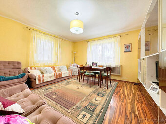 Na predaj rodinný dom – Príbovce, 1034 m², pôvodný stav - 10