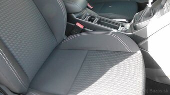 Ford C-Max - 10