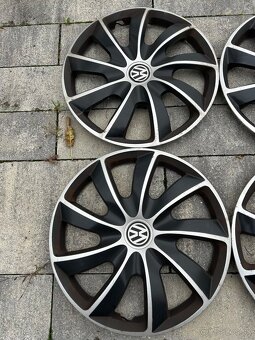 Plechové disky 16” aj s puklicami - 10