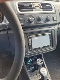 Fabia 2 - 10