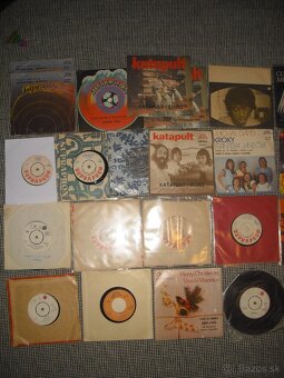 Predam zbierka MC LP EP CD - kazety platne single SK CZ - 10