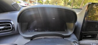 Toyota Yaris Hybrid 2025 - executive - 10