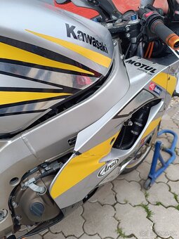 Kawasaki Ninja ZX900CE - 10