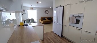 4i RD Hviezdoslavov - 10