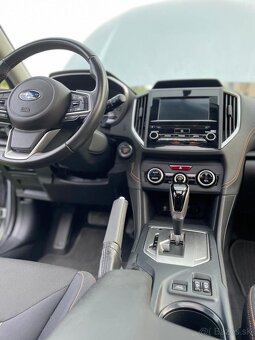 Subaru Crosstrek SUV - 10