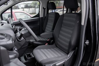 Opel Combo Life 1.2 Turbo 7-miestne - 10