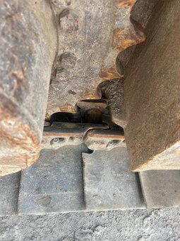 Liebherr 916 pásové rýpadlo - 10