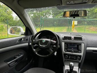 Škoda Octavia 1.9 TDI Navigace Tažné Bluetooth Senzory - 10