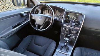 Volvo XC60 2.0 D3 Momentum Geartronic 185000km 10/2014 - 10