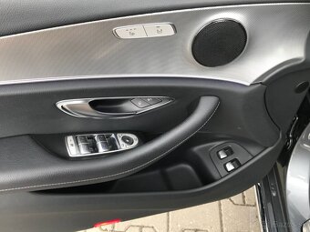Mercedes-Benz E trieda Sedan 400d 4matic  VZDUCHOVÝ PODVOZOK - 10