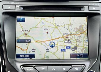 Hyundai i40 1.7CRDi Experience 1.MAJ. V ČR nafta manuál - 10