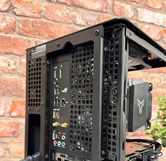 i7 11700KF\32GB\RTX 4060\SSD\850W Zdroj - 10
