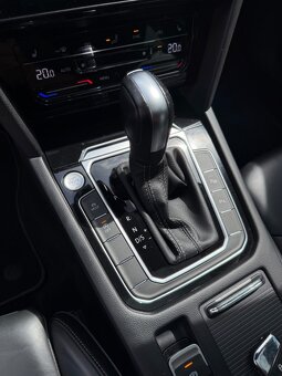 Volkswagen Arteon 2.0 TDI R-Line DSG - 10