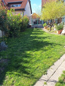 Viacgeneračný 6-izbový dom - 10