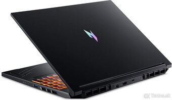Acer NITRO V 16 - Ryzen 8845HS/RTX 4060/16GB RAM - 10
