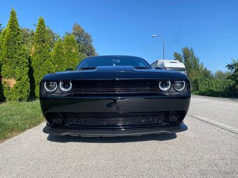 Dodge Challenger 5.7 Hemi V8 Super Track Pack - 10