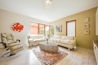 5 IZB RODINNÝ DOM S KRBOM a GARÁŽOU, REZID.LOKALITA PANORÁMA - 10