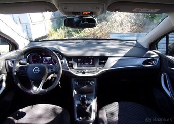 Opel Astra 1.4T92kW ENJOY 103000KM 2xKOLA benzín manuál - 10