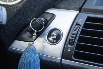 BMW X6 xDrive 40d 225kW AT 2012 - 10