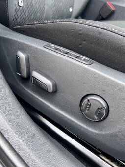 ŠKODA OCTAVIA VIRTUAL / KESSY / MATRIX / MŔTVY UHOL / ŤAŽNÉ - 10