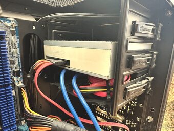 Počítač s Windowsom 11, Intel Core i7 3GHz, 12GB RAM, SSD - 10