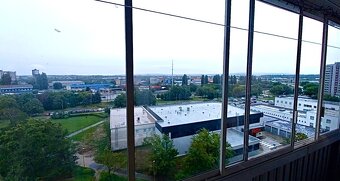 Slnečný 4 - izbový byt - Sídlisko Nad Jazerom - 10