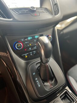 Ford Kuga 1.5 EcoBoost ST-Line AWD A/T - 10