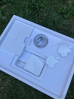 Macbook Pro M1 8/256 - 10