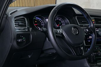 VW e-Golf Comfortline 100kW Tep.Čep. ACC Kessy Side SoH96% - 10