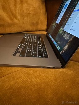 Apple Macbook Pro 2019 - 10