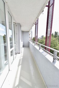 Prenájom 2 izb. byt Koloseo Tomášikova Ba. - 10