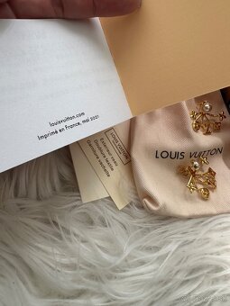 Nové nenosené náušnice Louis Vuitton - 10