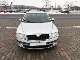 Škoda Octavia II 2.0 TDi 6 rychlostí - 10