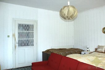 Čiastočne zrekonštruovaný prízemný rodinný dom so slnečným p - 10