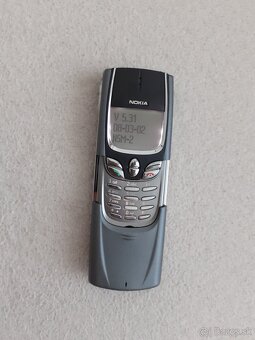 NOKIA 8850 - 10