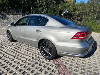 Volkswagen Passat B7 2.0 TDI - 10