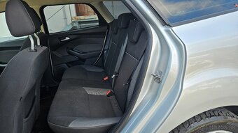 Ford Focus Kombi 1.6 TDCi DPF Sport - 10