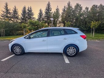 KIA Ceed Combi 1.6 Manuál 2017 - 10