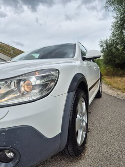ŠKODA OCTAVIA SCOUT 2 COMBI 2.0 TDI CR 103KW 4X4 M6 2012 - 10