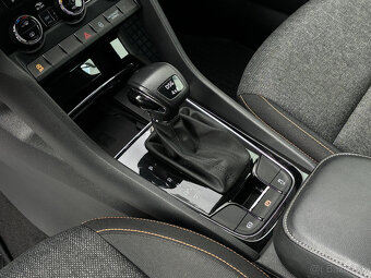 Škoda Karoq 2.0 TDI SCR Style 4x4 DSG - 10