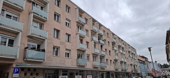 Prenájom 3. izbového bytu Zvolen centrum, 2x balkón - 10