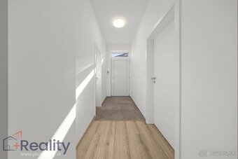 Štvorizbový rodinný dom v radovej výstavbe na predaj - 10